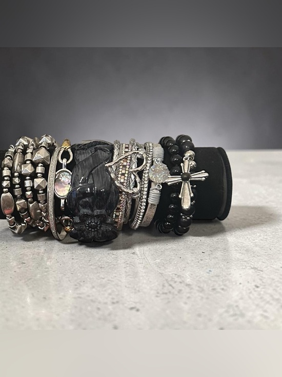 Signature Faith Jewelry - Stackable Black Beaded & Silver Accent Bracelet Set Boho Link Chain Mesh Layered